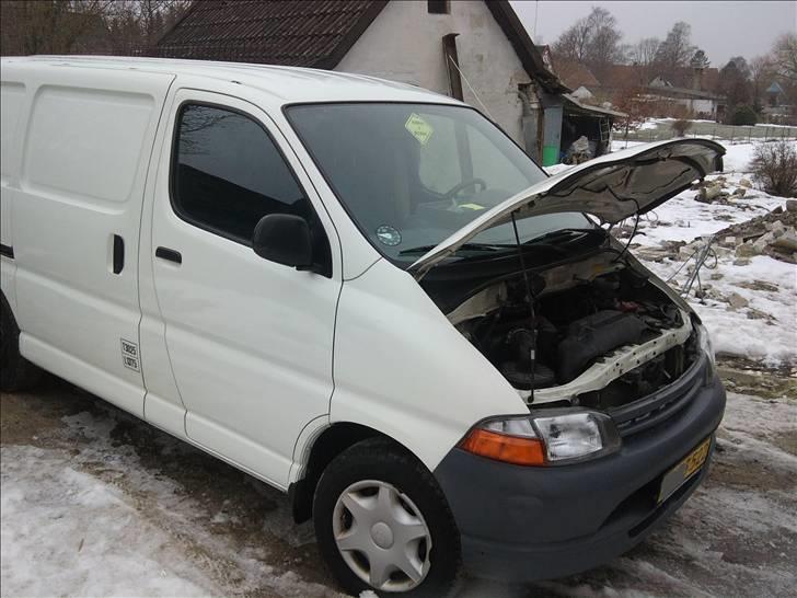 Toyota Hiace 2,4 TD. AUT. billede 1