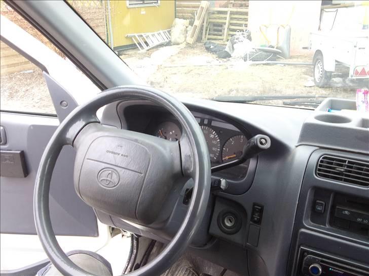 Toyota Hiace 2,4 TD. AUT. - Automat rat gear billede 6