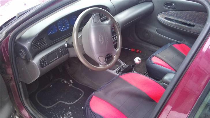 Kia Sephia (solgt) billede 5