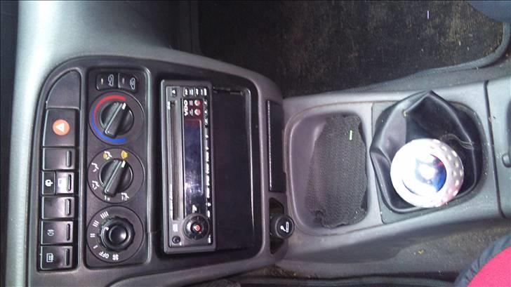 Kia Sephia (solgt) billede 6