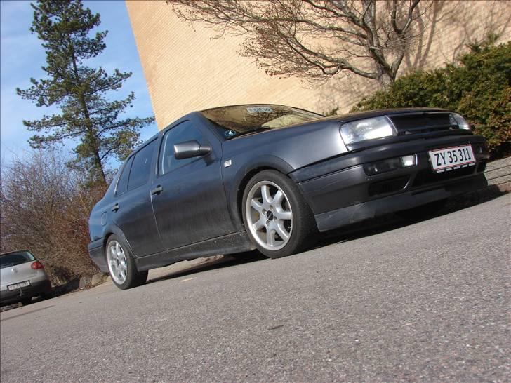 VW vento 2,0 GL billede 4