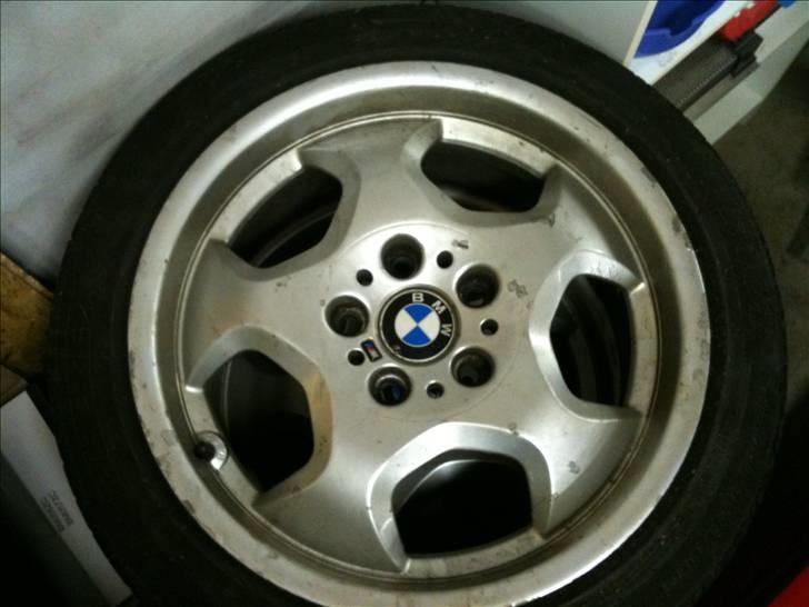 BMW 318ti billede 14