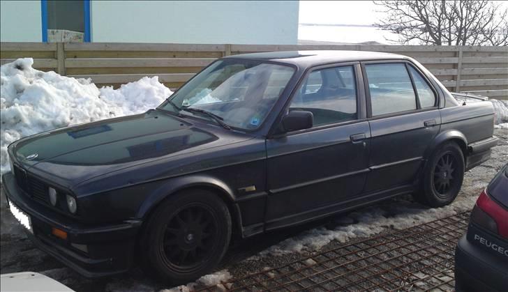BMW E30 320/325i SOLGT billede 2