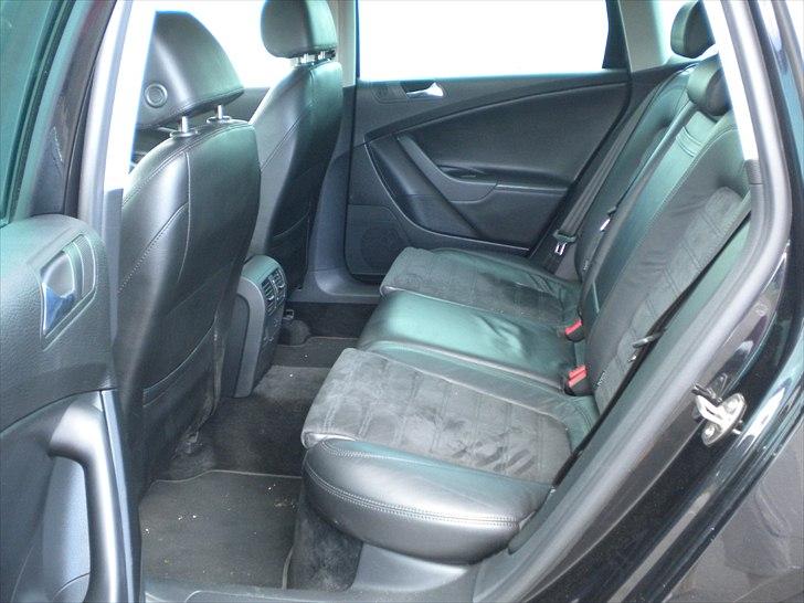 VW Passat 2.0 TDI Highline (Solgt) - Lædersæder med alcantara billede 9