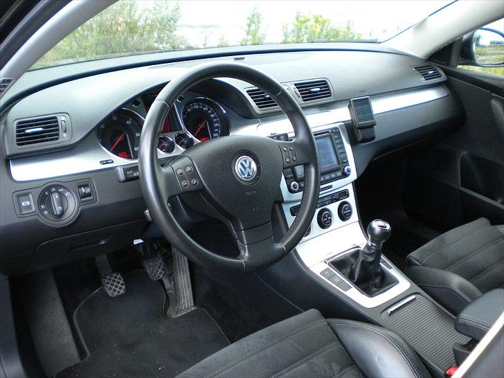 VW Passat 2.0 TDI Highline (Solgt) - Interiøret billede 11