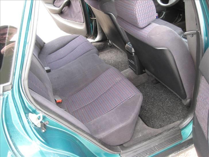 Honda Accord 2,0i S *Solgt* billede 9