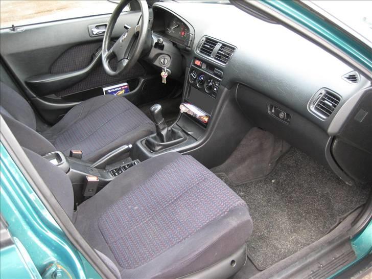 Honda Accord 2,0i S *Solgt* billede 10