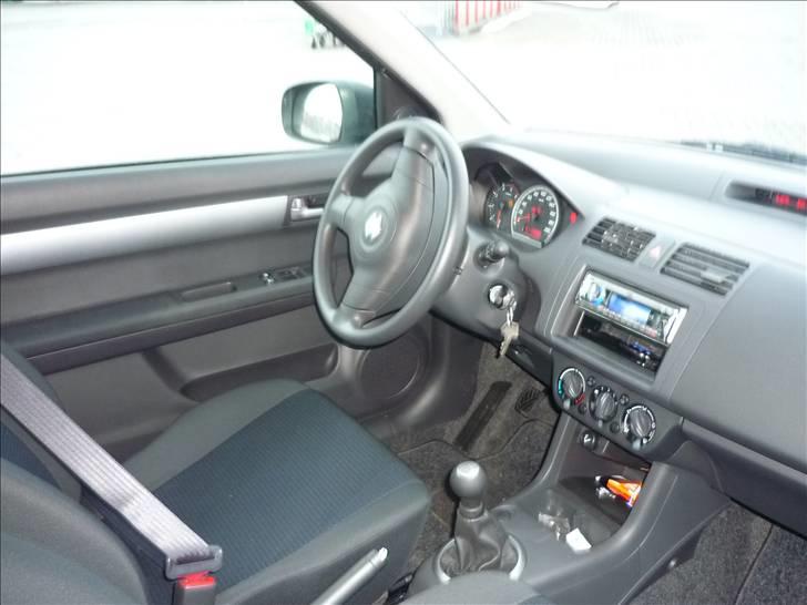Suzuki Swift DDiS * solgt * billede 11