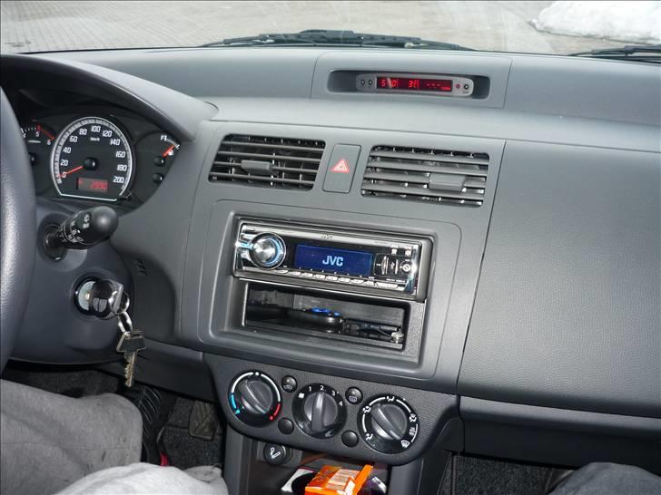 Suzuki Swift DDiS * solgt * billede 15