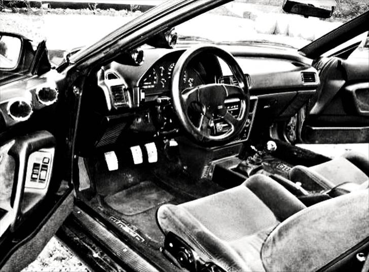Toyota Celica GT-Four (Kaspers) - ja dengang bilen var ny var det på mode med sort/hvid billeder :-P billede 10