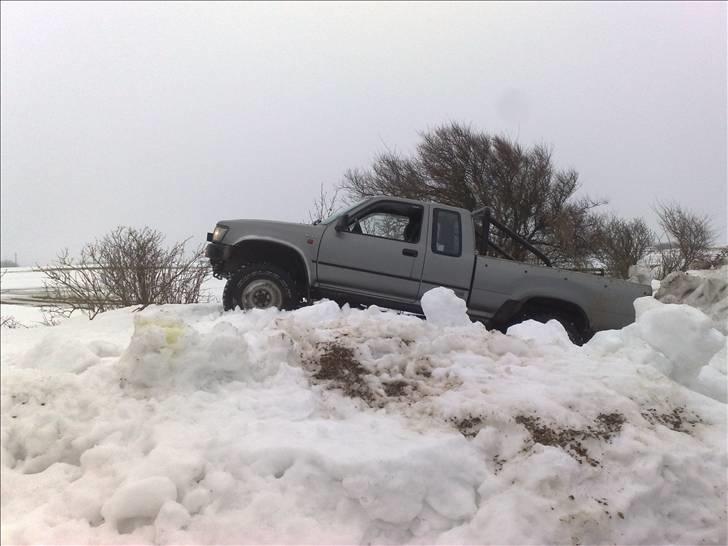 Toyota Hilux solgt billede 15