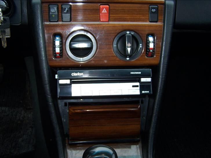 Mercedes Benz E-klasse W124 250D *solgt billede 10