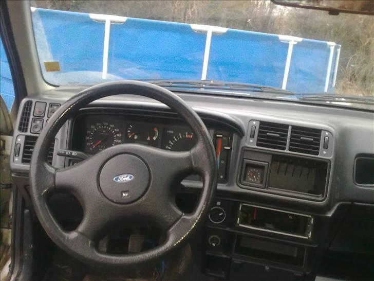Ford sierra 2,0 DOHC GT byttet billede 10