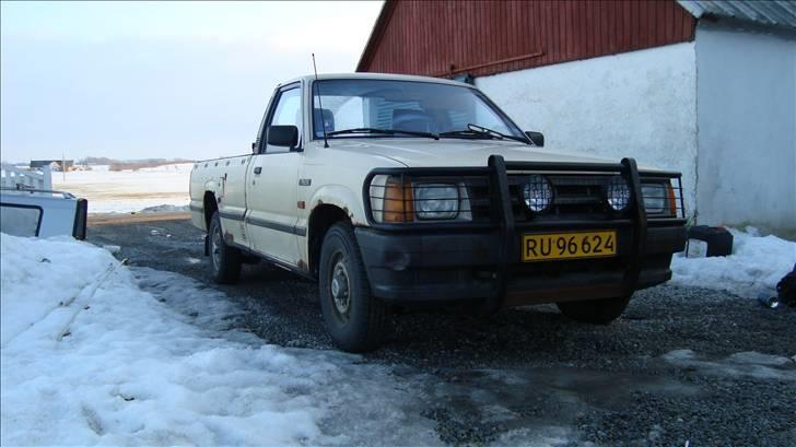 Mazda b2200 solgt billede 3