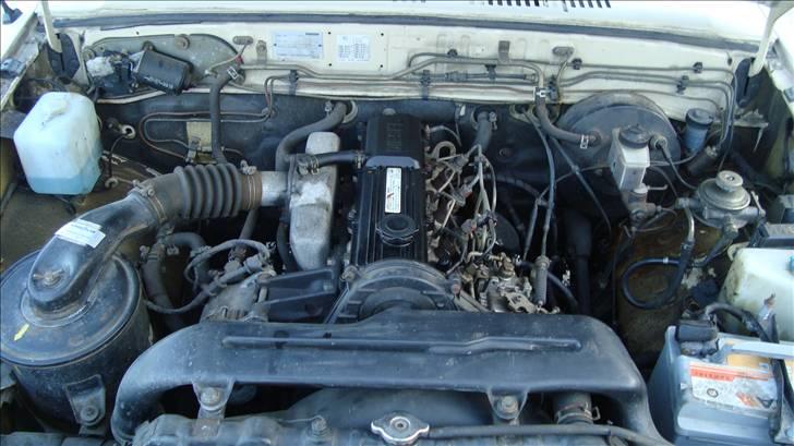 Mazda b2200 solgt billede 4