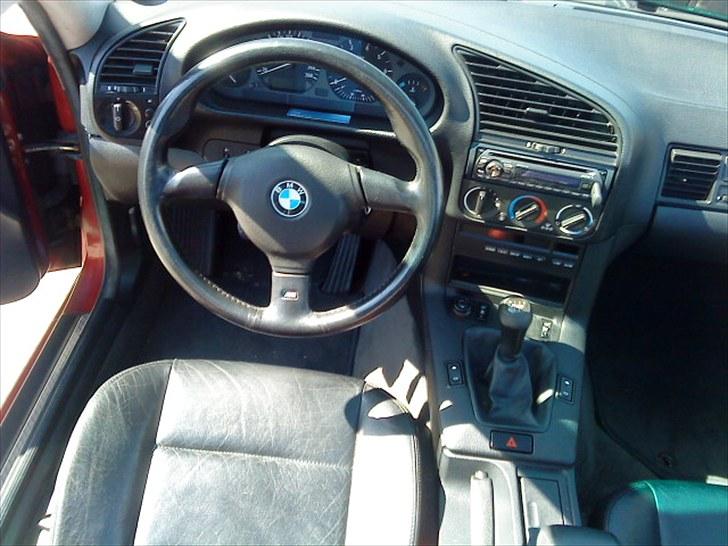 BMW E36 coupe SOLGT billede 1