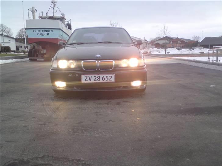 BMW e36 325 SOLGT billede 3