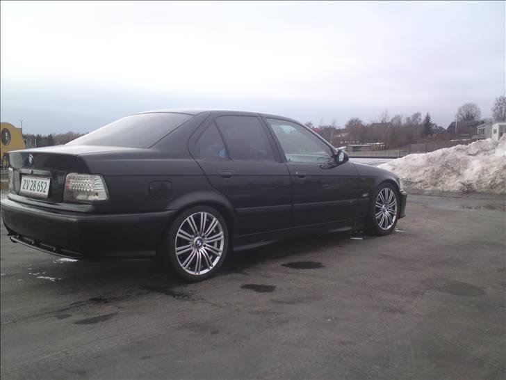 BMW e36 325 SOLGT billede 6