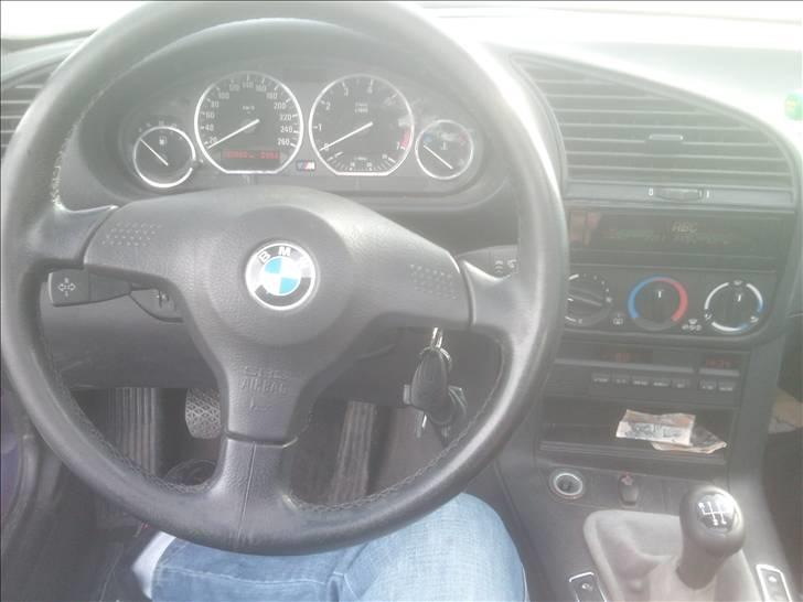 BMW 325i E36 (solgt) billede 2