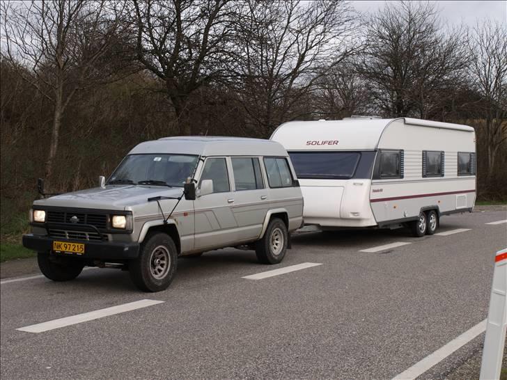 Nissan patrol bus billede 1