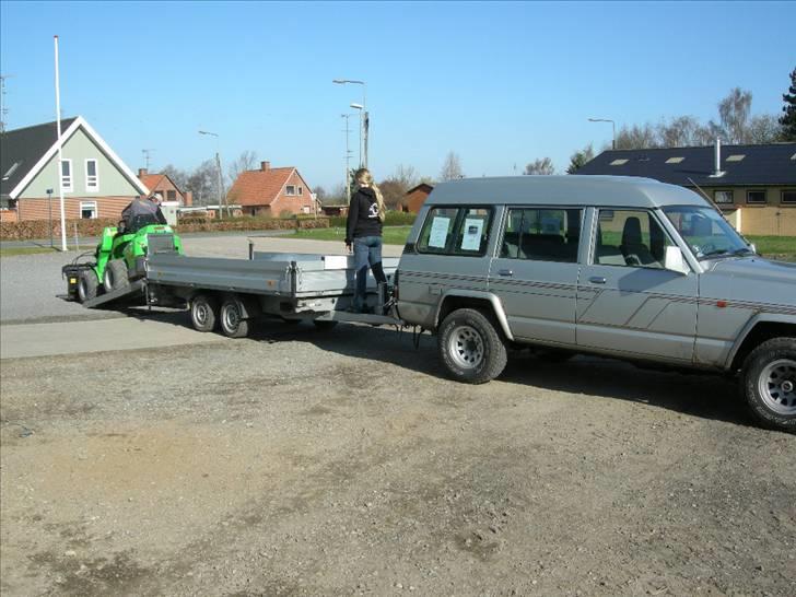 Nissan patrol bus billede 5
