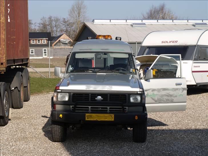 Nissan patrol bus billede 9