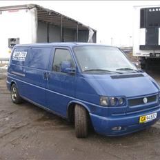 VW Transporter 2.5 TDI solgt