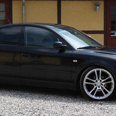 VW Passat 1.8T limo "Solgt"