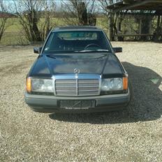 Mercedes Benz 250 D SOLGT