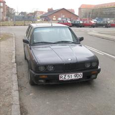 BMW E30 324 TD *BYTTET*