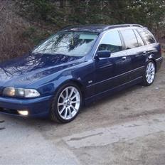 BMW E39 touring BYTTET