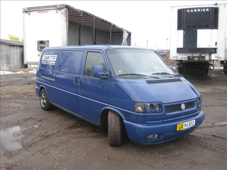 VW Transporter 2.5 TDI solgt billede 2