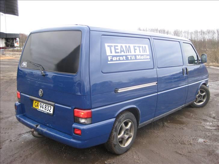 VW Transporter 2.5 TDI solgt billede 10