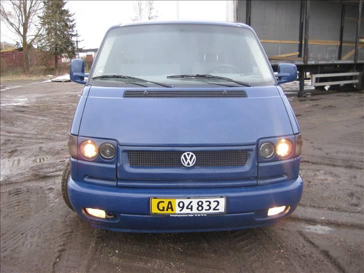 VW Transporter 2.5 TDI solgt billede 13
