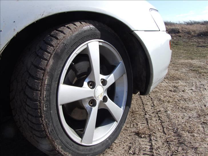 Toyota Corolla 1.6 16V XLi "Død" billede 6