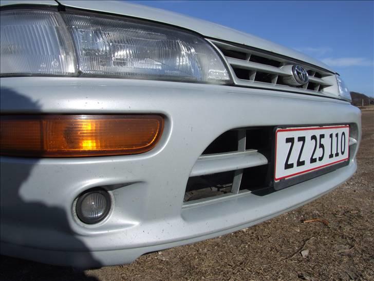 Toyota Corolla 1.6 16V XLi "Død" billede 7