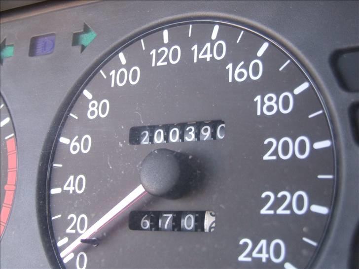 Toyota Corolla 1.6 16V XLi "Død" billede 9