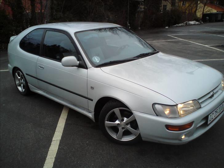 Toyota Corolla 1.6 16V XLi "Død" billede 16