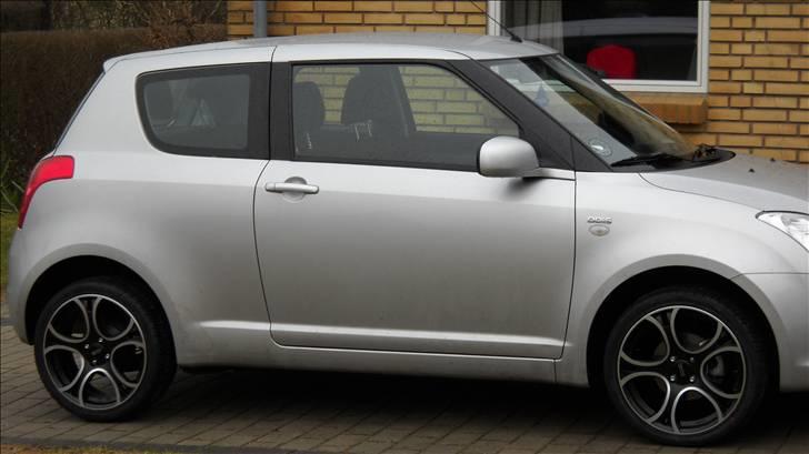 Suzuki Swift DDiS * solgt * billede 20