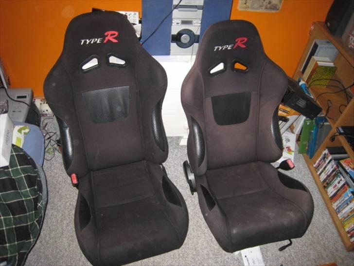 Mazda 323 LX projekt (solgt) - ved godt det er thansen men man sider godt i dem billede 5