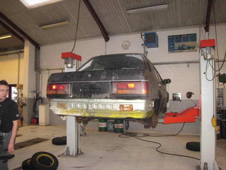 Mazda 323 skrottet R.I.P. billede 11