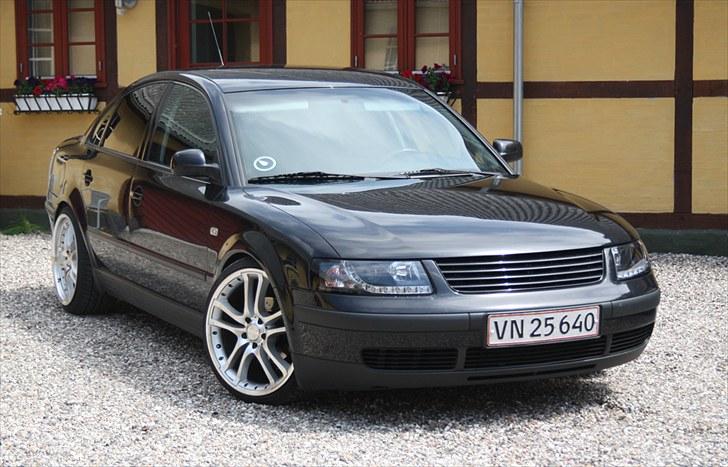 VW Passat 1.8T limo "Solgt" billede 1