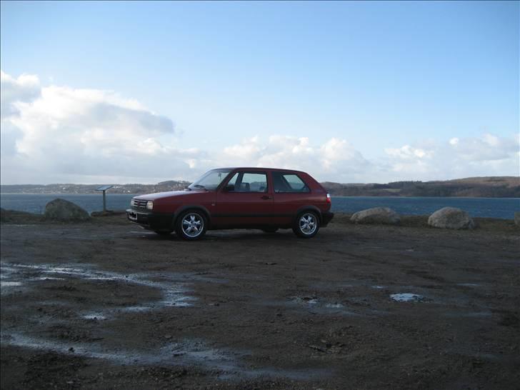 VW golf 2 SOLGT - Sådan så hun ud da jeg købte dog uden Jetta fronten men med 2 runde kryds lygter og emblemfri gitter billede 4