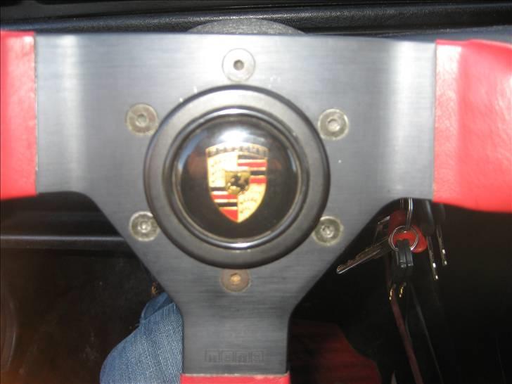 VW golf 2 SOLGT - Det er et originalt Porsche rat og ikke kun horn kontakten der er fra Porsche billede 7