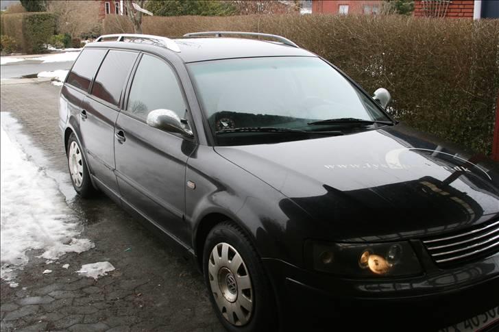 VW passat  TOTAL SKADET billede 4