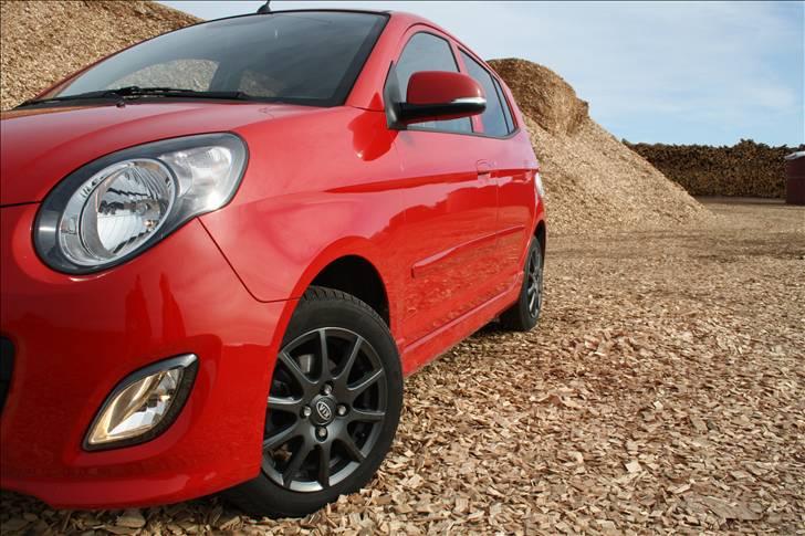 Kia Picanto Sport - Mine fede vinter fælge, syntes de meget federe end sommersutterne ;)  billede 11