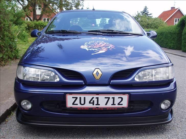 Renault Megane coupe - èr ved at få lavet to alu-luft indtag som skal sættes i hvor tågelygterne sidder, og så slange  med kold! luft til luftfiltret billede 8