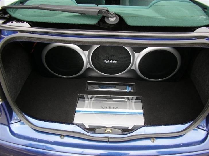 Renault Megane coupe - Aktiv Basslink-T er desværre til rep. men ryger i så snart den er tilbage billede 9