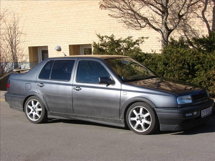 VW vento 2,0 GL billede 15