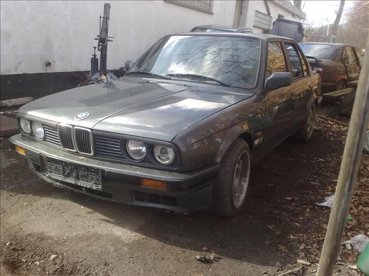 BMW E30 3,5i Sleeper billede 3